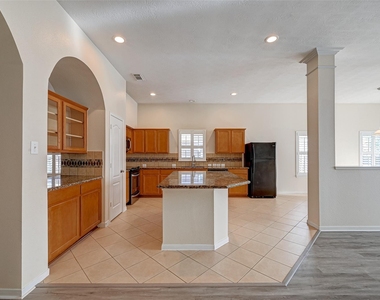 6923 Grants Hollow Lane - Photo Thumbnail 15