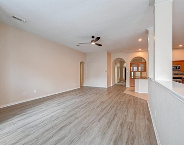 6923 Grants Hollow Lane - Photo Thumbnail 14