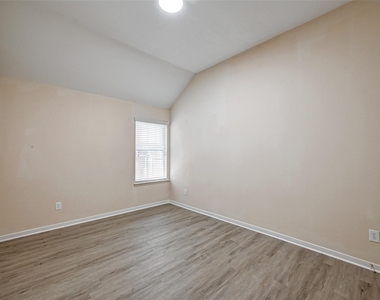 6923 Grants Hollow Lane - Photo Thumbnail 26