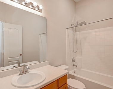 6923 Grants Hollow Lane - Photo Thumbnail 22