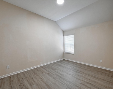 6923 Grants Hollow Lane - Photo Thumbnail 28