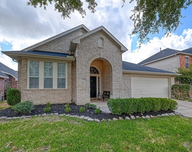 6923 Grants Hollow Lane - Photo Thumbnail 1