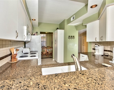 4200 Sawgrass Point Drive - Photo Thumbnail 10