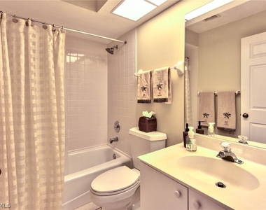 4200 Sawgrass Point Drive - Photo Thumbnail 18