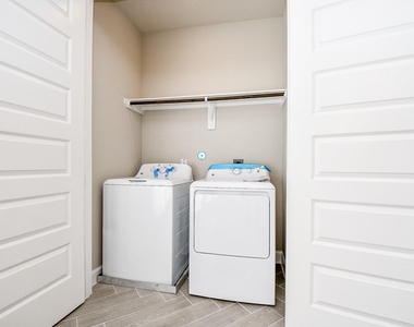 2033 Millbridge Spring - Photo Thumbnail 13