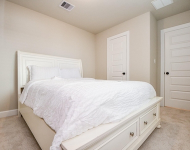 2033 Millbridge Spring - Photo Thumbnail 11