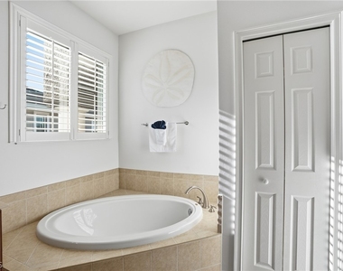 9340 Triana Terrace - Photo Thumbnail 23