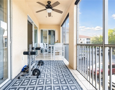 9055 Colby Drive - Photo Thumbnail 14