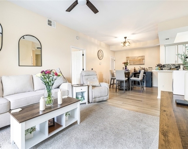 9055 Colby Drive - Photo Thumbnail 11
