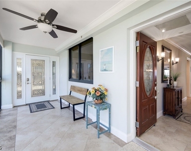 26140 Hickory Boulevard - Photo Thumbnail 9