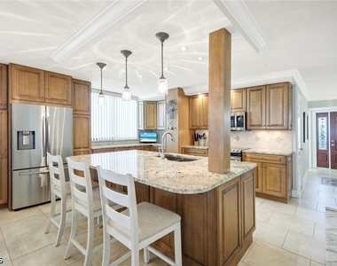 26140 Hickory Boulevard - Photo Thumbnail 18