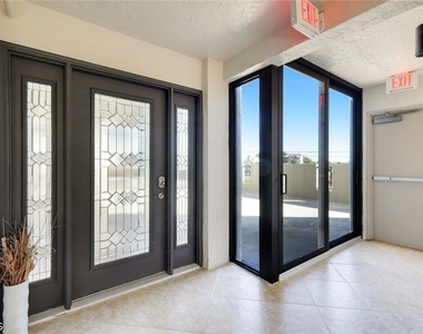 26140 Hickory Boulevard - Photo Thumbnail 7