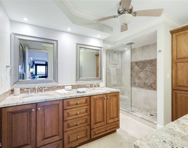 26140 Hickory Boulevard - Photo Thumbnail 26