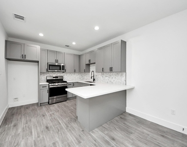 7412 Carver Road - Photo Thumbnail 6