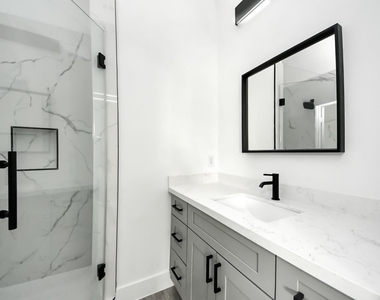 7412 Carver Road - Photo Thumbnail 13