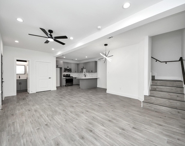 7412 Carver Road - Photo Thumbnail 9