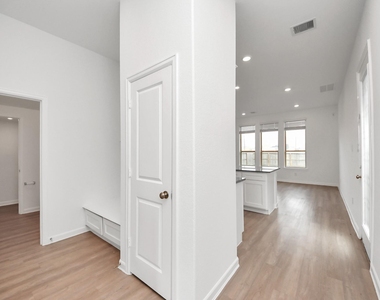 22658 Sutherland Bend Lane - Photo Thumbnail 32