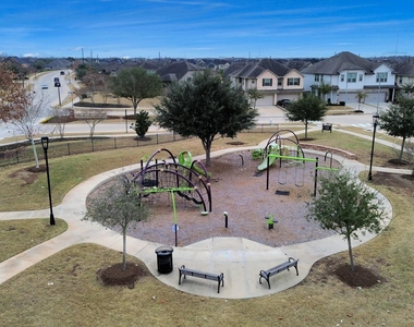 22658 Sutherland Bend Lane - Photo Thumbnail 38