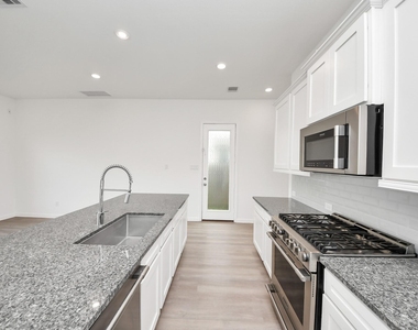 22658 Sutherland Bend Lane - Photo Thumbnail 29