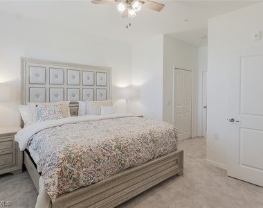 5749 Double Eagle Circle - Photo Thumbnail 9