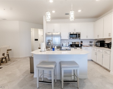 5749 Double Eagle Circle - Photo Thumbnail 6