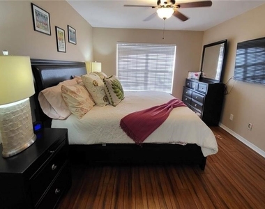760 Wiggins Lake Drive - Photo Thumbnail 16