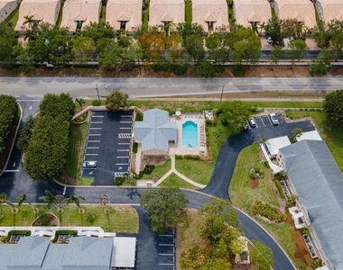760 Wiggins Lake Drive - Photo Thumbnail 25