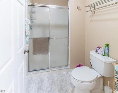 760 Wiggins Lake Drive - Photo Thumbnail 20