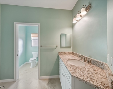 128 Heritage Way - Photo Thumbnail 34