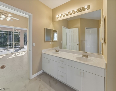 128 Heritage Way - Photo Thumbnail 16