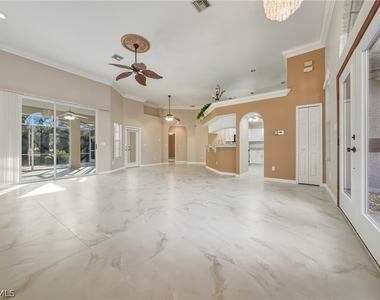 128 Heritage Way - Photo Thumbnail 24