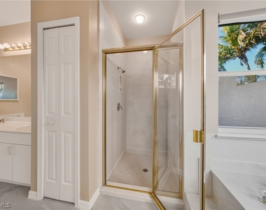 128 Heritage Way - Photo Thumbnail 13