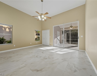 128 Heritage Way - Photo Thumbnail 29