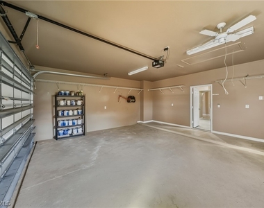 128 Heritage Way - Photo Thumbnail 45