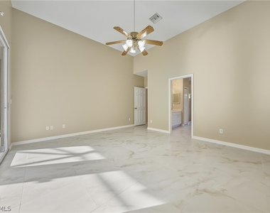 128 Heritage Way - Photo Thumbnail 31