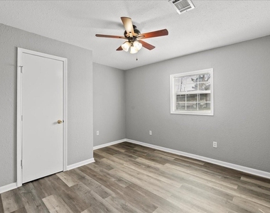 14029 Mcnair Street - Photo Thumbnail 8