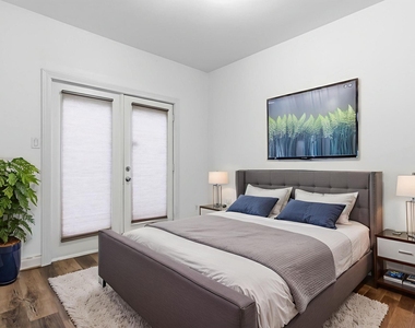 1303 Sherwood Point Lane - Photo Thumbnail 41