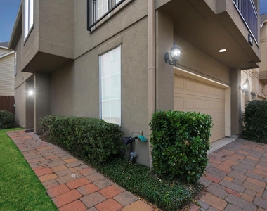 1303 Sherwood Point Lane - Photo Thumbnail 2
