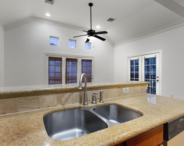 1303 Sherwood Point Lane - Photo Thumbnail 24