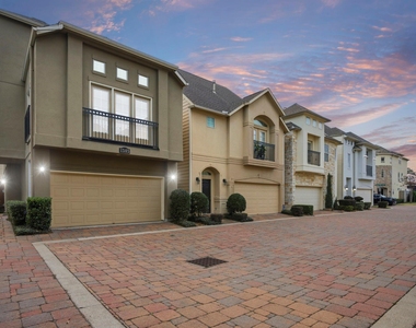 1303 Sherwood Point Lane - Photo Thumbnail 1