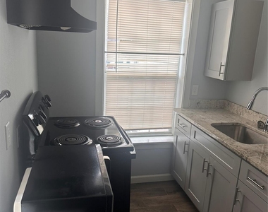 4302 Polk Street - Photo Thumbnail 5