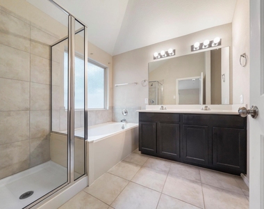 1519 Spencer Glen Lane - Photo Thumbnail 4