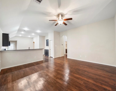 1519 Spencer Glen Lane - Photo Thumbnail 2