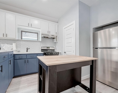 6725 Avenue K - Photo Thumbnail 13