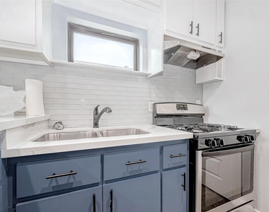 6725 Avenue K - Photo Thumbnail 15