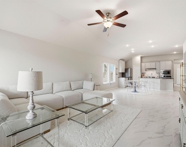 10526 Cabot Trail - Photo Thumbnail 7