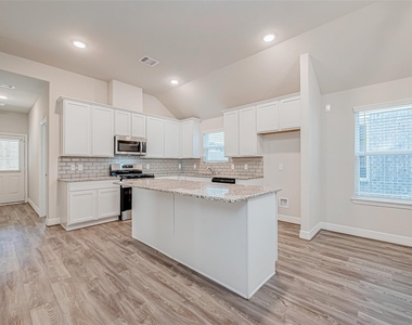 22814 Ephesus Avenue - Photo Thumbnail 8