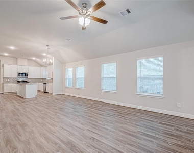 22814 Ephesus Avenue - Photo Thumbnail 5