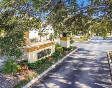 5606 Pinnacle Heights Circle - Photo Thumbnail 31