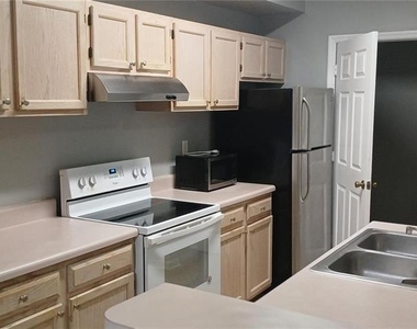 5606 Pinnacle Heights Circle - Photo Thumbnail 13